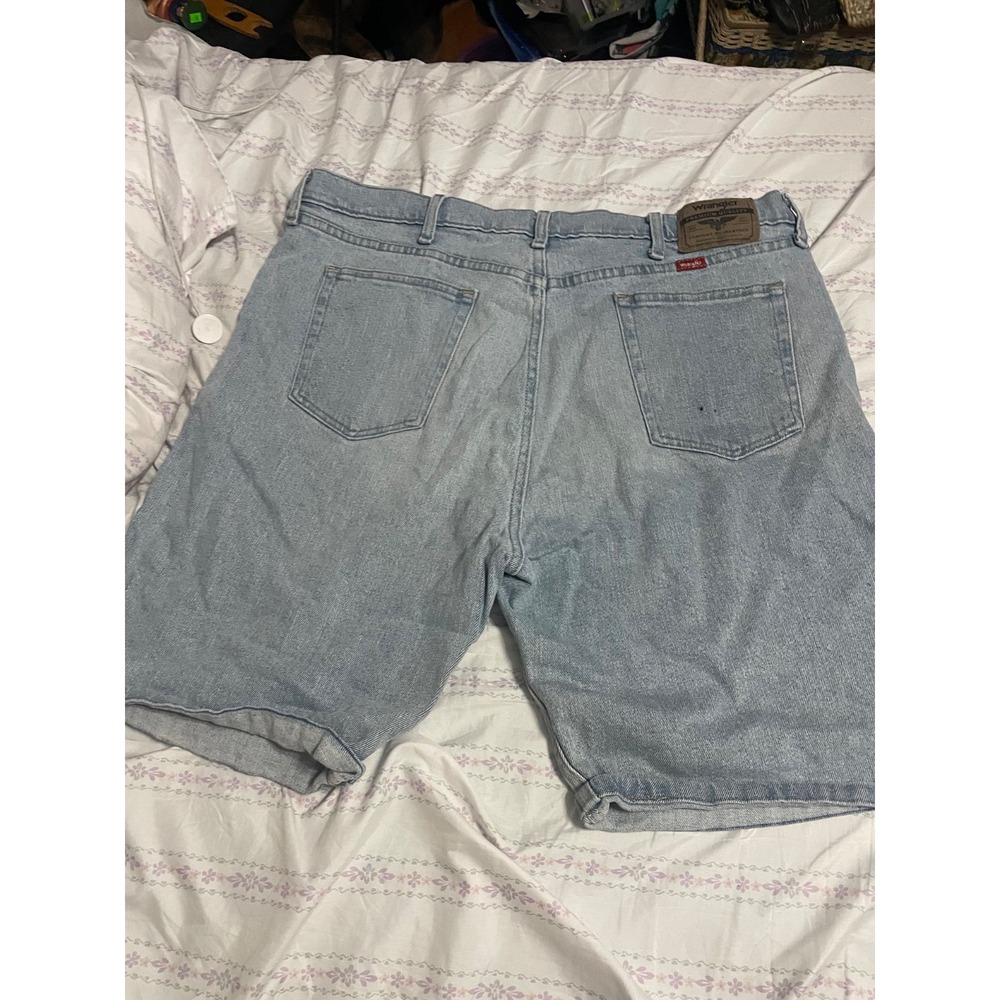 Mens 38 Wrangler Relaxed 10" Shorts Utility Denim ligBlue Jean Classic Dad Jorts